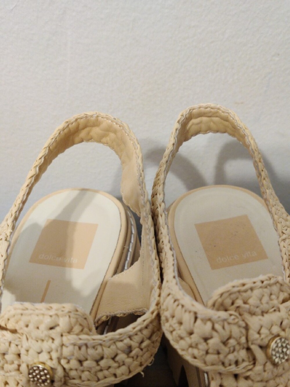 Dolce Vita Cream Woven Platform Sandals - Picture 11 of 16